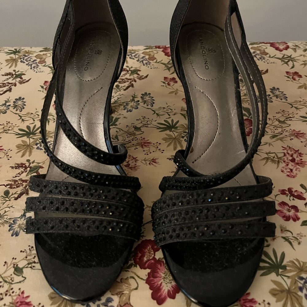 Bandolino Black Strappy Heels